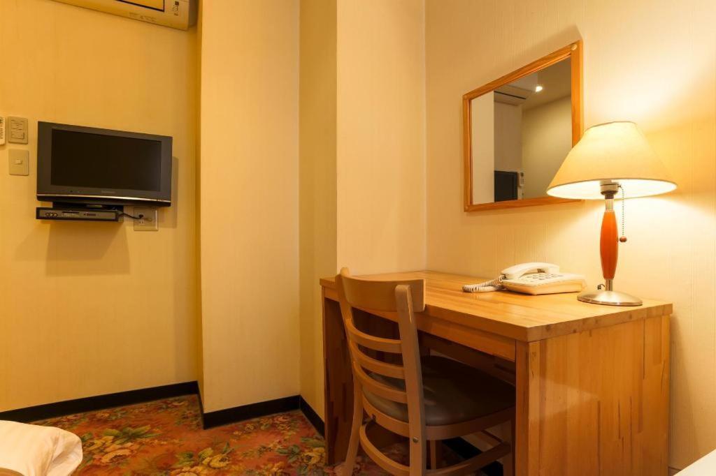 Hotel Bougainvillea Minowa Tokyo Exterior photo